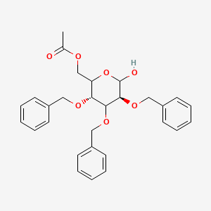 Chemical structure of ((2R,3R,4S,5R)-3,4,5-tris(benzyloxy)-6-hydroxytetrahydro-2H-pyran-2-yl)methyl acetate