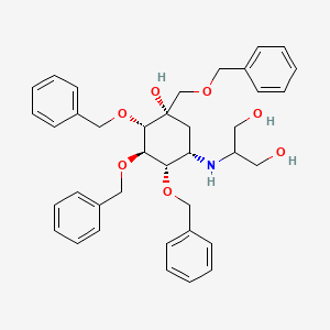 Chemical structure of 2-(((1S,2S,3R,4S,5S)-2,3,4-tris(benzyloxy)-5-((benzyloxy)methyl)-5-hydroxycyclohexyl)amino)propane-1,3-diol