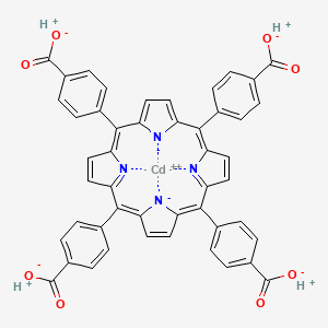 Chemical structure of Cadmate(4-), [[4,4',4'',4'''-(21H,23H-porphine-5,10,15,20-tetrayl)tetrakis[benzoato]](6-)-N21,N22,N23,N24]-, tetrahydrogen, (SP-4-1)- (9CI)