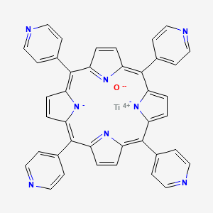 Chemical structure of Oxo[5,10,15,20-tetra(4-pyridyl)porphyrinato]titanium(IV)