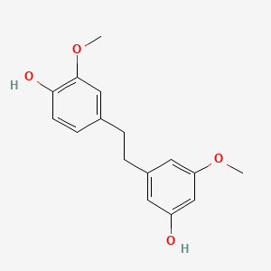 Chemical structure of Gigantol
