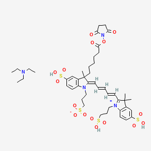 Chemical structure of AF647-NHS ester triTEA