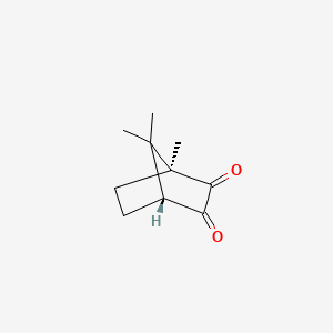 Chemical structure of (1S)-(+)-Camphorquinone