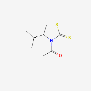 Chemical structure of 2-Thiazolidinethione, 4-(1-methylethyl)-3-(1-oxopropyl)-, (4R)-