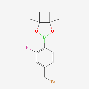 Chemical structure of 2-(4-(Bromomethyl)-2-fluorophenyl)-4,4,5,5-tetramethyl-1,3,2-dioxaborolane