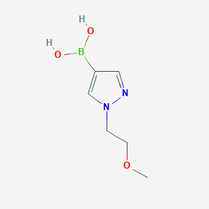 Chemical structure of (1-(2-Methoxyethyl)-1H-pyrazol-4-yl)boronic acid
